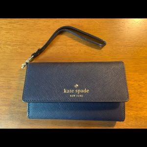 Brand new Kate spade cedar street iPhone wristlet